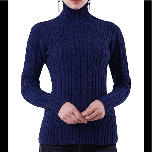 rocorose Sweaters - Rocorose navy blue chunky knit high neck sweater